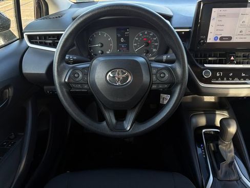Used 2024 Toyota Corolla LE FWD image 15