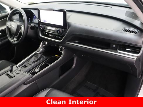Certified 2025 Toyota Grand Highlander AWD image 39