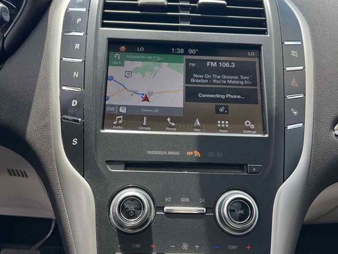 Used 2019 Lincoln MKC Reserve image 18