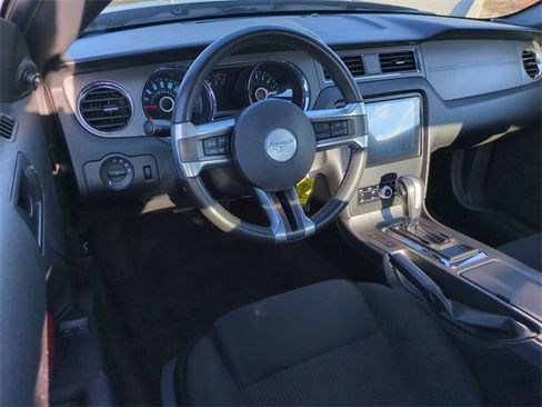 Used 2014 Ford Mustang GT image 14