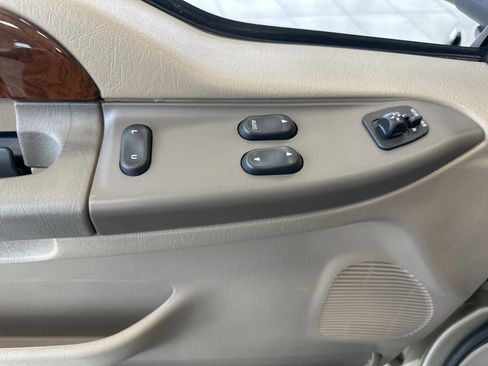 Used 2001 Ford F350 4x4 SuperCab DRW Super Duty image 11