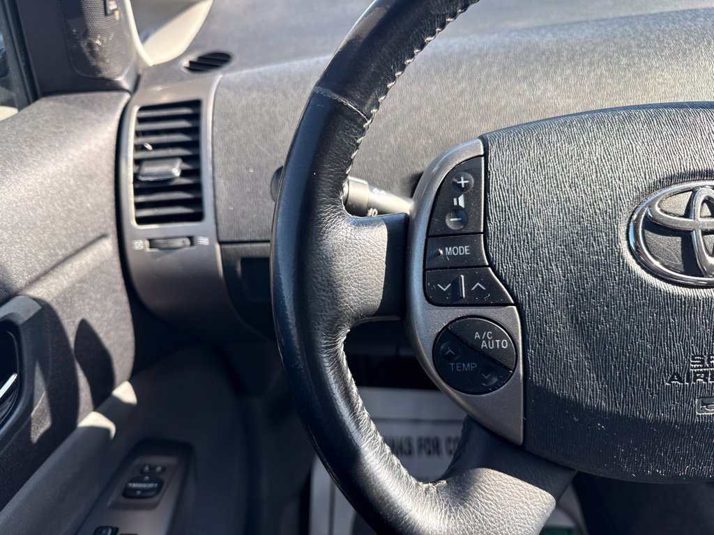 Used 2007 Toyota Prius Touring FWD image 29