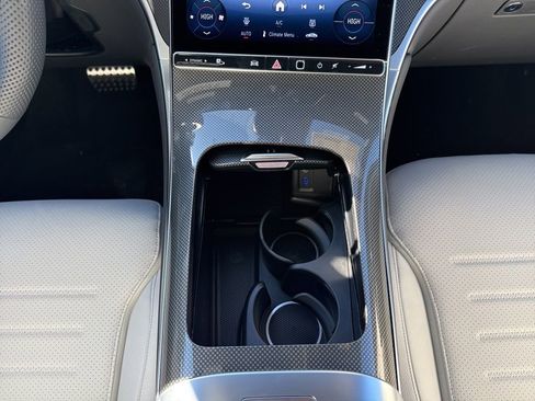 New 2026 Mercedes-Benz GLC 300 4MATIC image 23