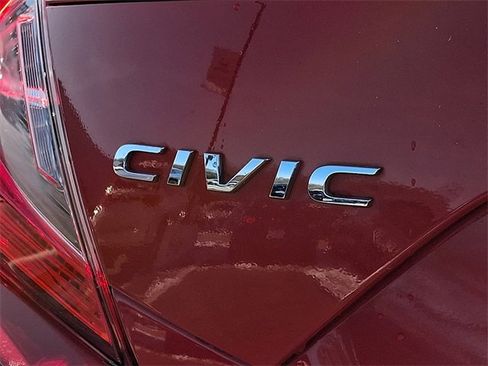 Used 2020 Honda Civic Sport image 29