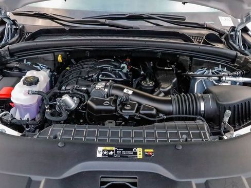 New 2025 Jeep Grand Cherokee L Laredo w/ Luxury Tech Group I image 29