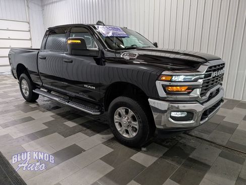 Used 2026 RAM 2500 Big Horn AWD/4WD image 6