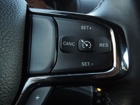 Used 2022 RAM 1500 Limited w/ Bed Utility Group image 33