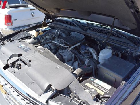 Used 2006 Chevrolet Silverado 2500 LT w/ Heavy-Duty Power Package image 26