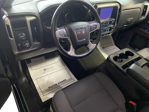 Used 2017 GMC Sierra 1500 SLE w/ SLE Value Package AWD/4WD image 12