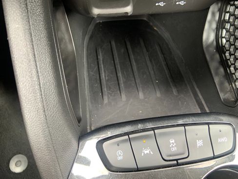 Certified 2025 Chevrolet TrailBlazer LT AWD/4WD image 12