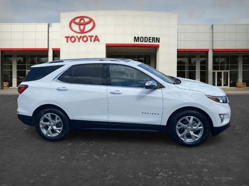 Used 2020 Chevrolet Equinox Premier image 4