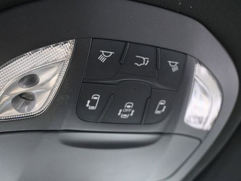 New 2026 Chrysler Pacifica Select image 21