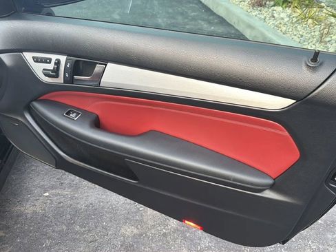 Used 2013 Mercedes-Benz C 250 Coupe image 11