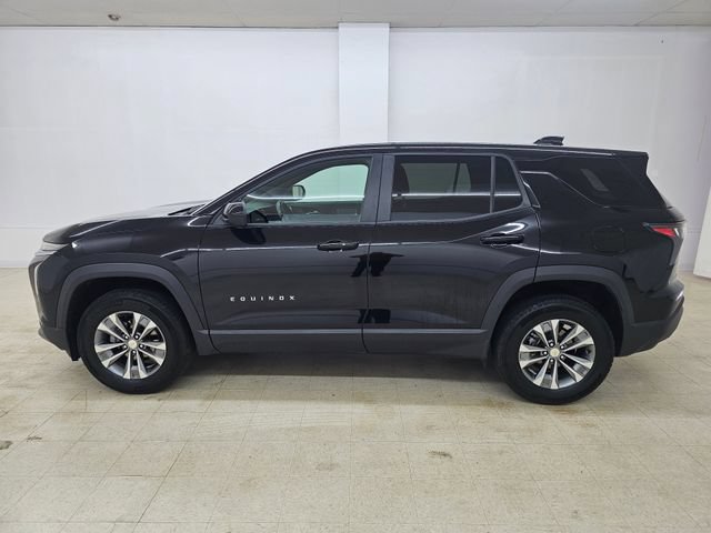 Used 2025 Chevrolet Equinox LT AWD/4WD image 18