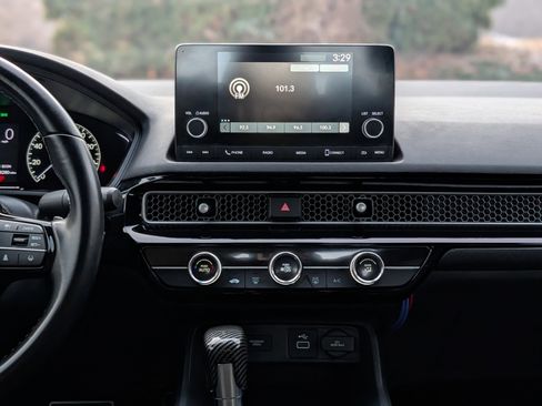 Used 2022 Honda Civic Sport image 14