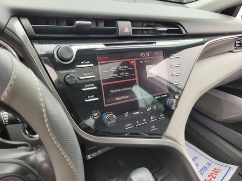 Used 2019 Toyota Camry XSE image 22