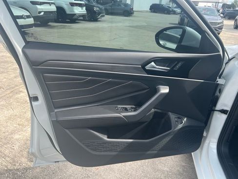 Used 2023 Volkswagen Jetta SEL FWD image 51