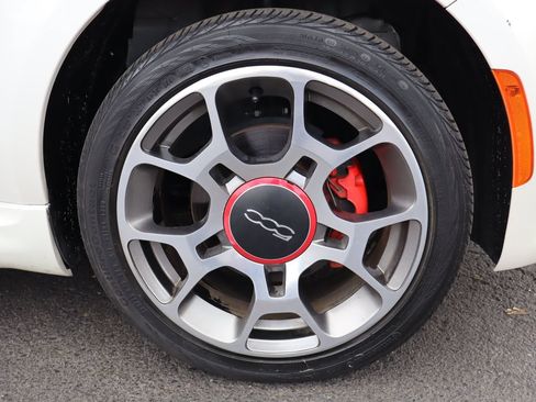 Used 2015 FIAT 500 Sport FWD image 40