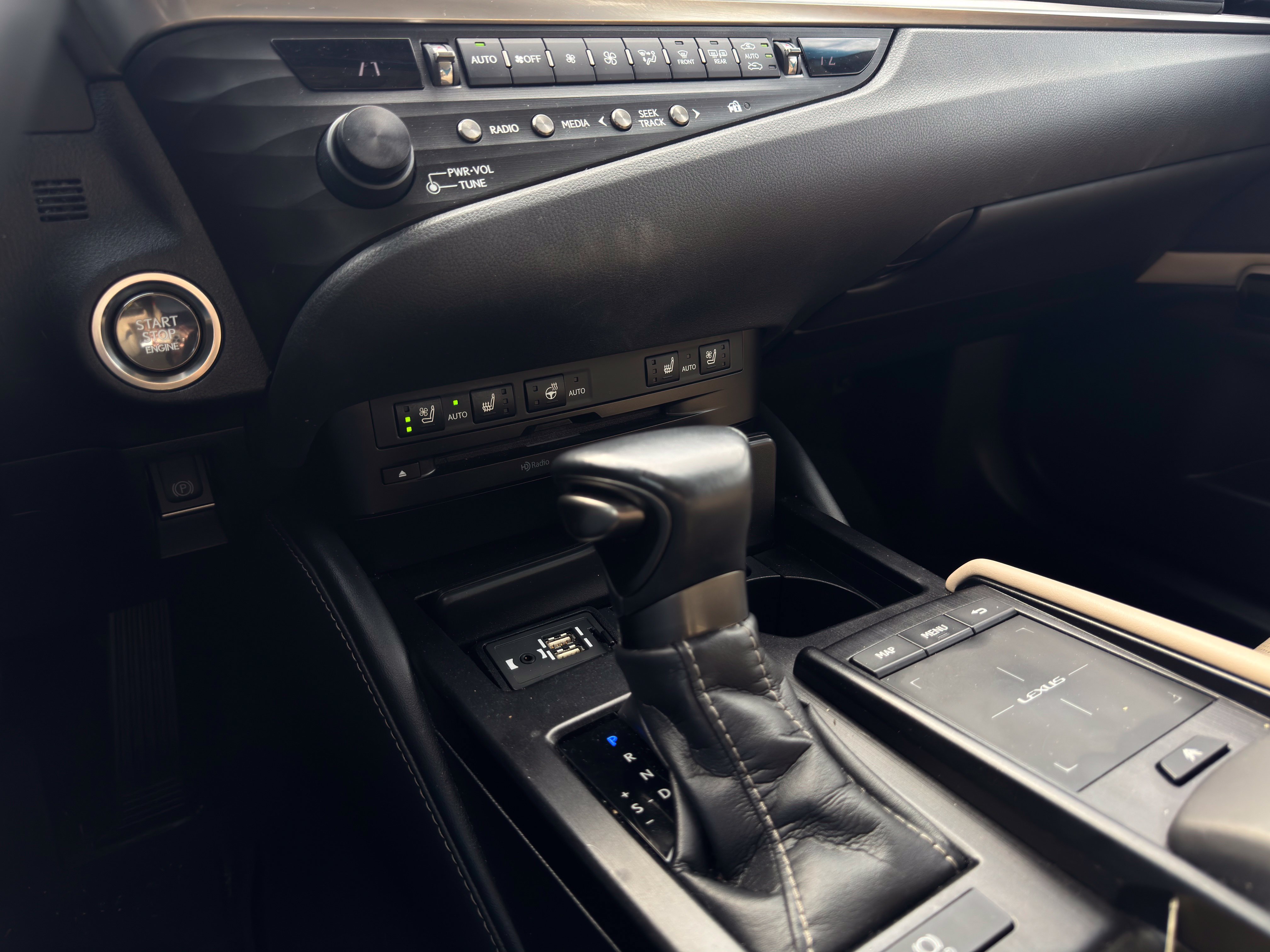 Used 2020 Lexus ES 350 w/ Premium Package FWD image 11