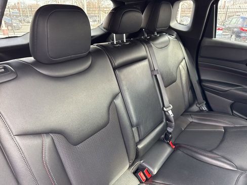 Used 2024 Jeep Compass Trailhawk image 27