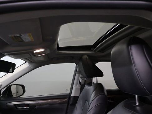Used 2024 Toyota Highlander Limited image 14