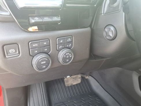 Used 2025 Chevrolet Silverado 1500 LTZ w/ Technology Package AWD/4WD image 13
