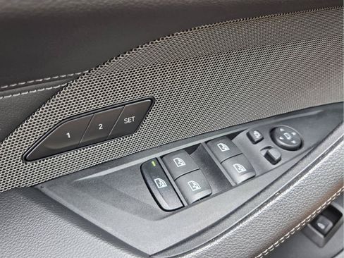 Certified 2025 BMW i4 eDrive40 w/ Premium Package RWD image 25