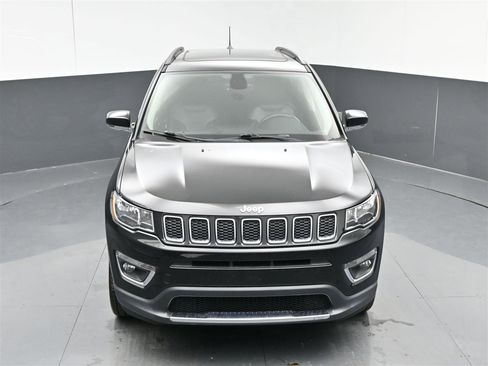 Used 2018 Jeep Compass Limited w/ Navigation Group image 22