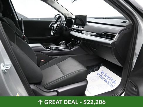 Used 2025 Mitsubishi Outlander ES image 20