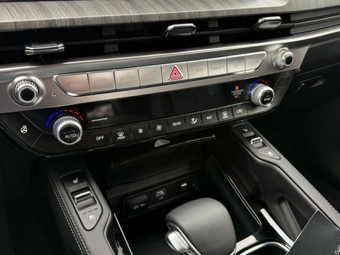 New 2025 Kia Telluride EX image 15