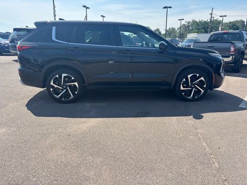Used 2022 Mitsubishi Outlander SE FWD image 4