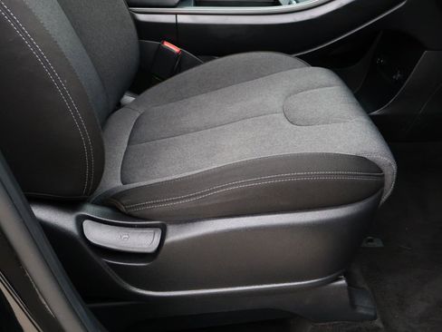 Used 2021 Hyundai Palisade SE w/ Cargo Package image 18