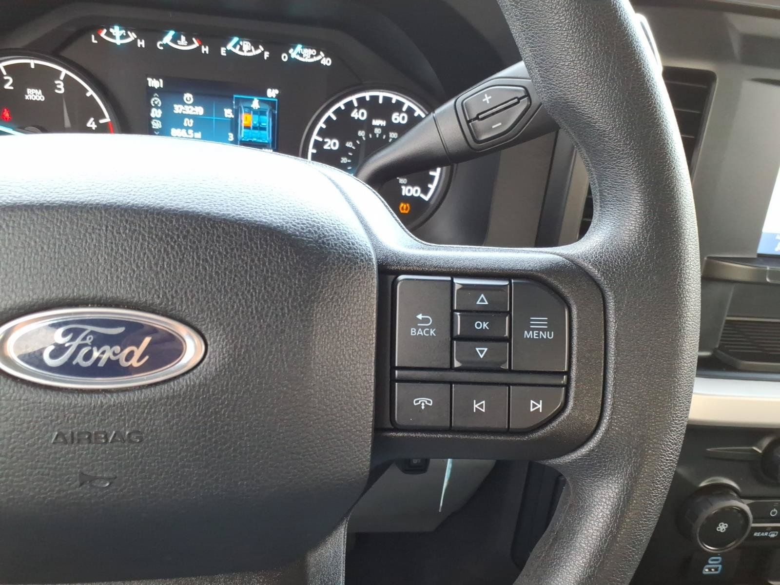 Used 2025 Ford F350 XLT w/ 360-Degree Camera Package AWD/4WD image 18