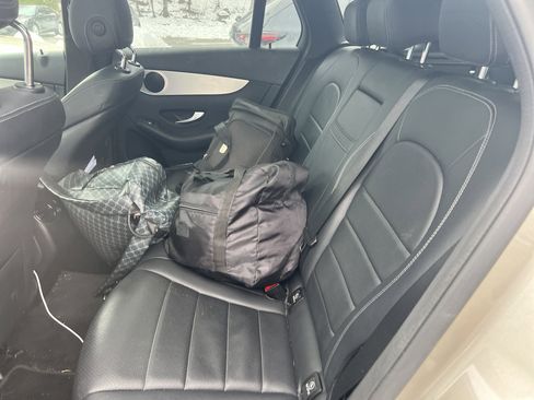Used 2019 Mercedes-Benz GLC 300 300 image 8