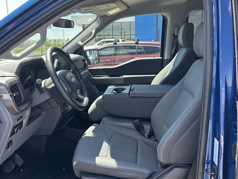 Used 2025 Ford F150 XLT w/ Equipment Group 301A Standard AWD/4WD image 17