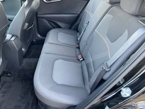 Used 2023 Kia Niro LX FWD image 12