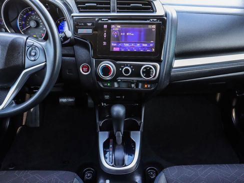 Used 2017 Honda Fit EX image 29