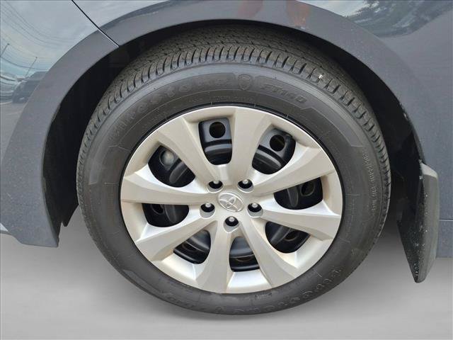 Used 2026 Toyota Corolla LE FWD image 10
