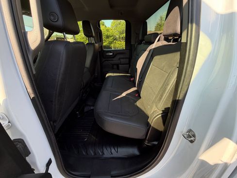Used 2022 Chevrolet Silverado 2500 W/T w/ WT Fleet Convenience Package AWD/4WD image 17