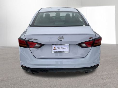 Certified 2024 Nissan Altima 2.5 SR image 5