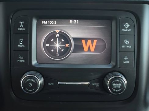 Used 2020 RAM 1500 Big Horn AWD/4WD image 25