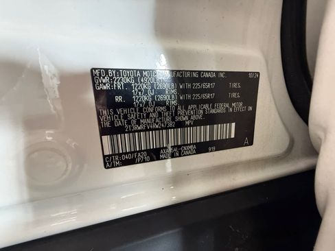 Used 2024 Toyota RAV4 XLE w/ Convenience Package AWD/4WD image 25