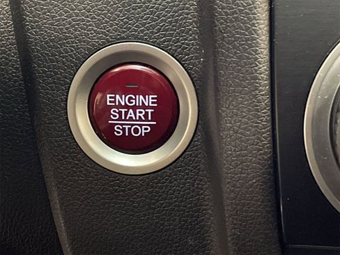 Used 2016 Honda Fit EX image 6