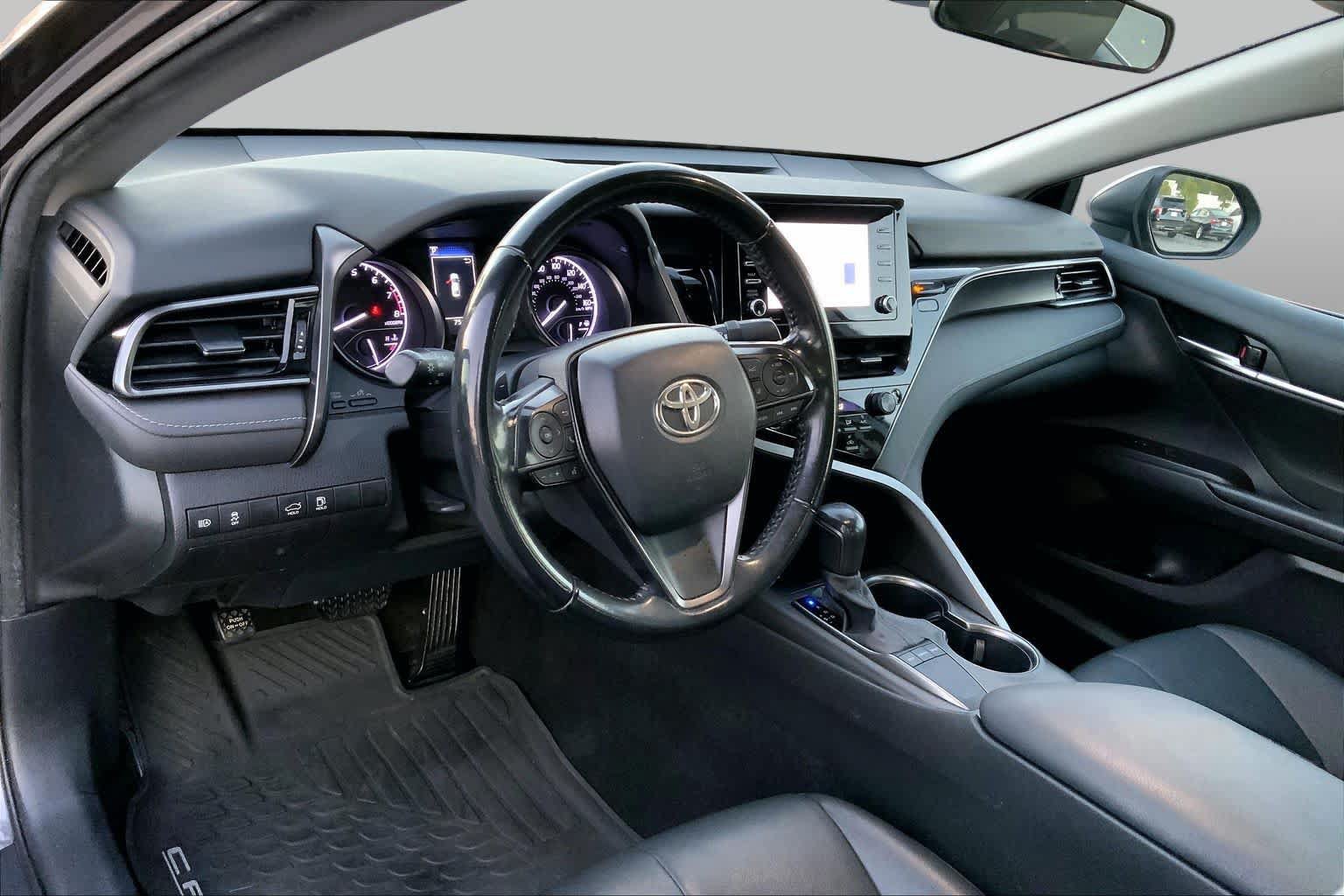 Used 2022 Toyota Camry SE FWD image 15
