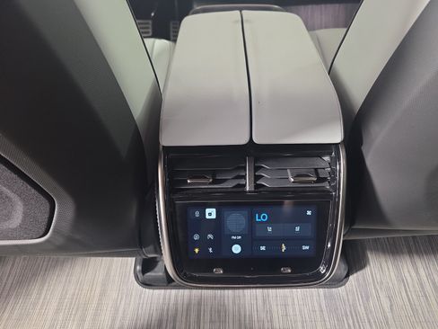 Used 2024 Rivian R1S Adventure Quad AWD/4WD image 30