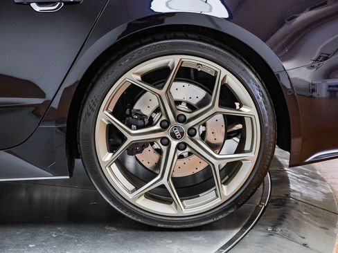 Used 2024 Audi RS 7 Performance w/ Bronze Edition image 21