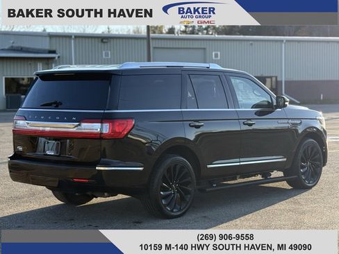 Used 2020 Lincoln Navigator Reserve image 5