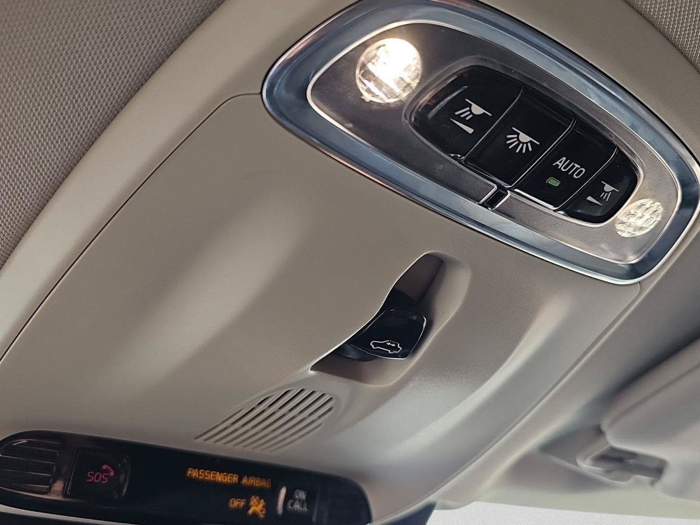 Used 2021 Volvo XC90 T5 Momentum w/ Climate Package FWD image 22