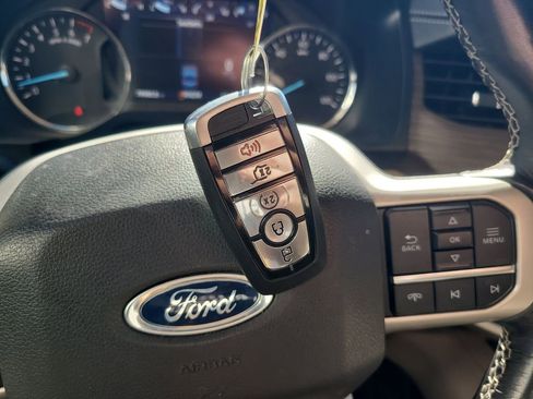 Used 2022 Ford Expedition Max Limited image 32