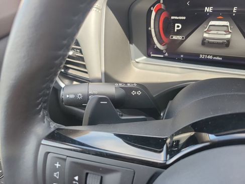 Used 2023 Nissan Rogue Platinum AWD/4WD image 20